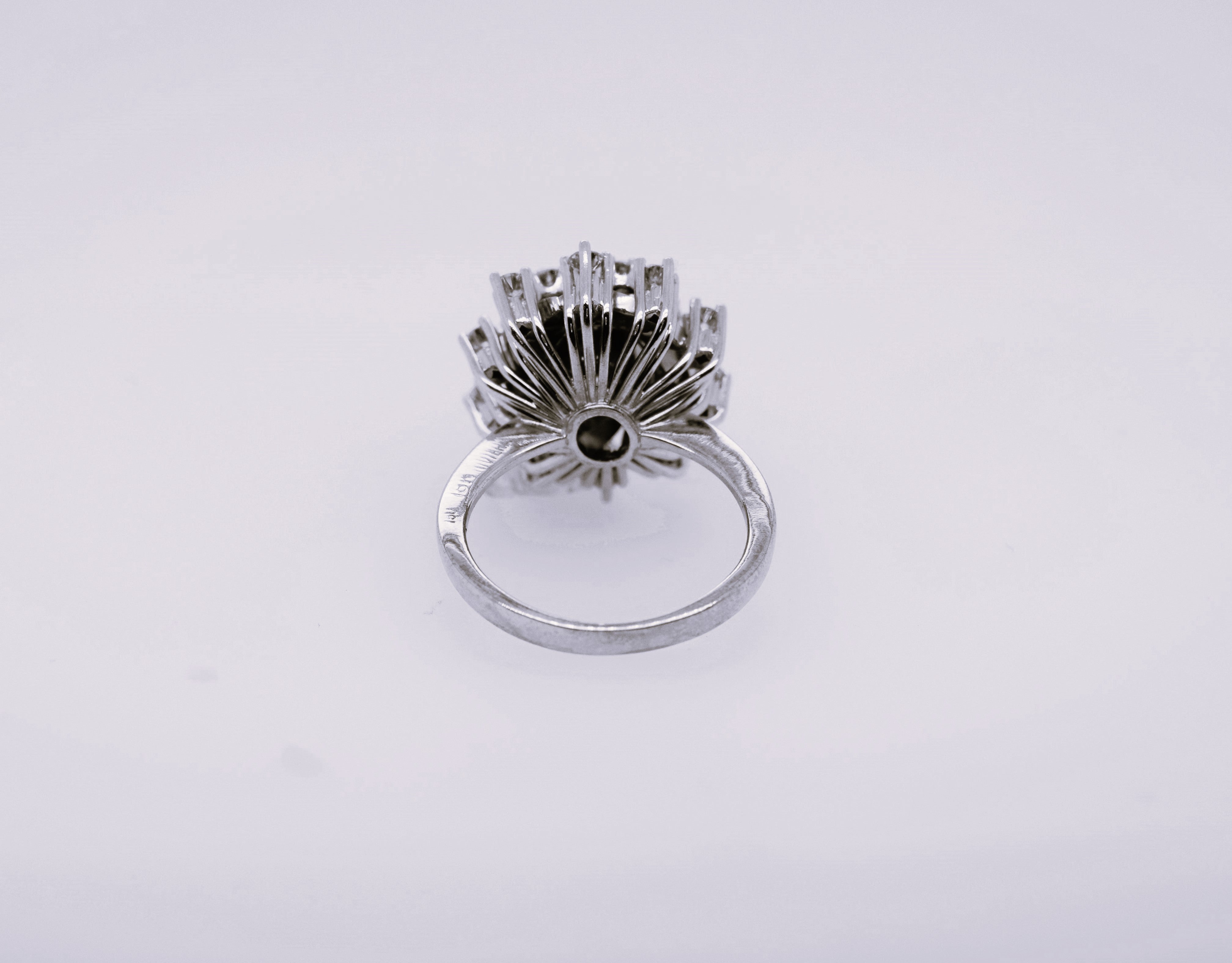 VINTAGE EMERALD RING