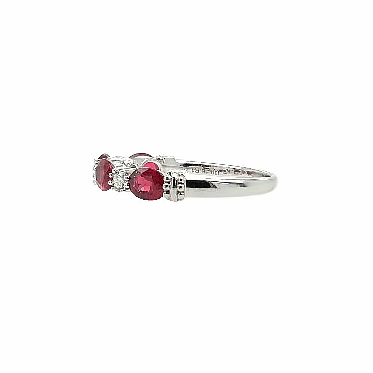 STUNNING RUBY BAND