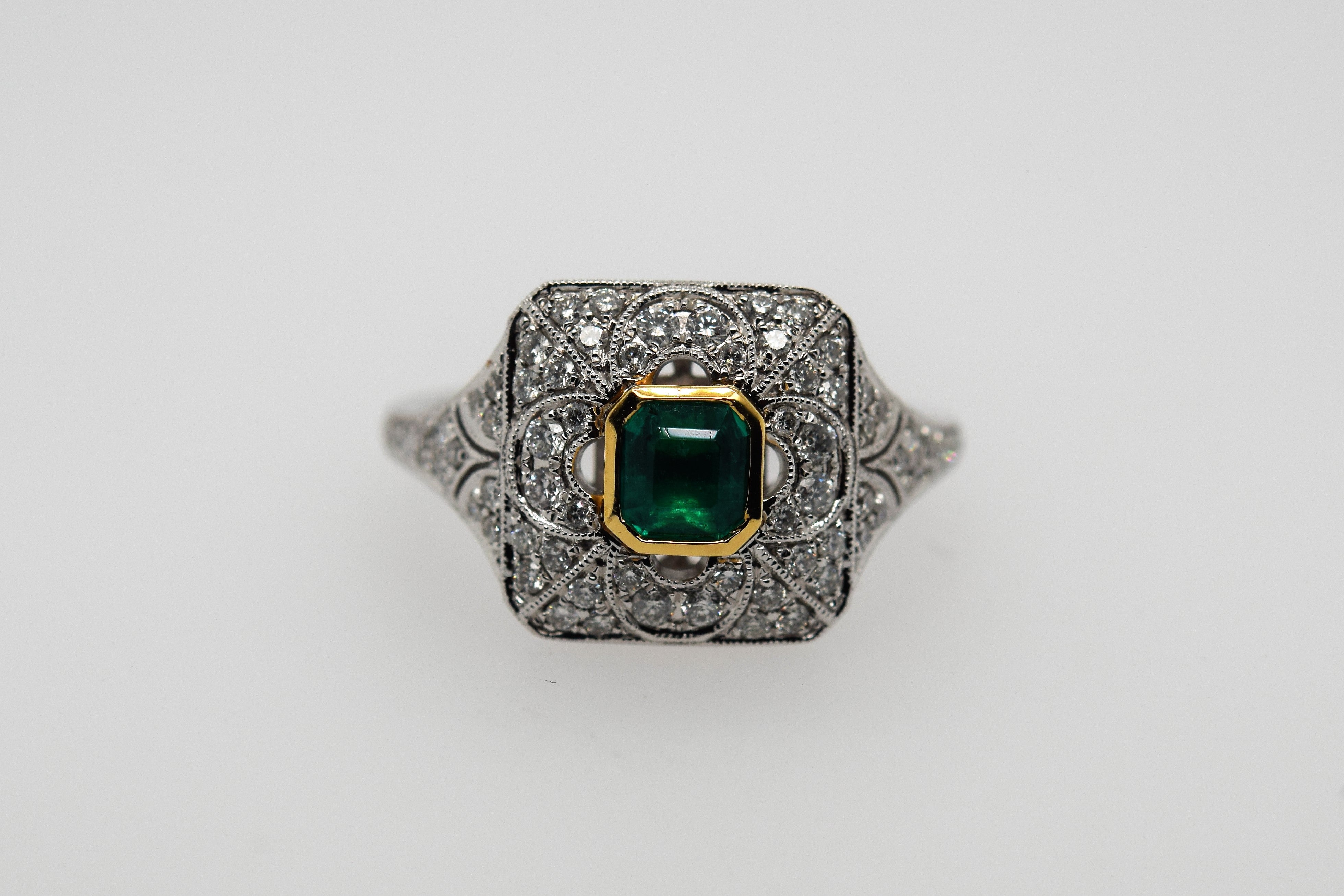 Colombian Emerald Ring