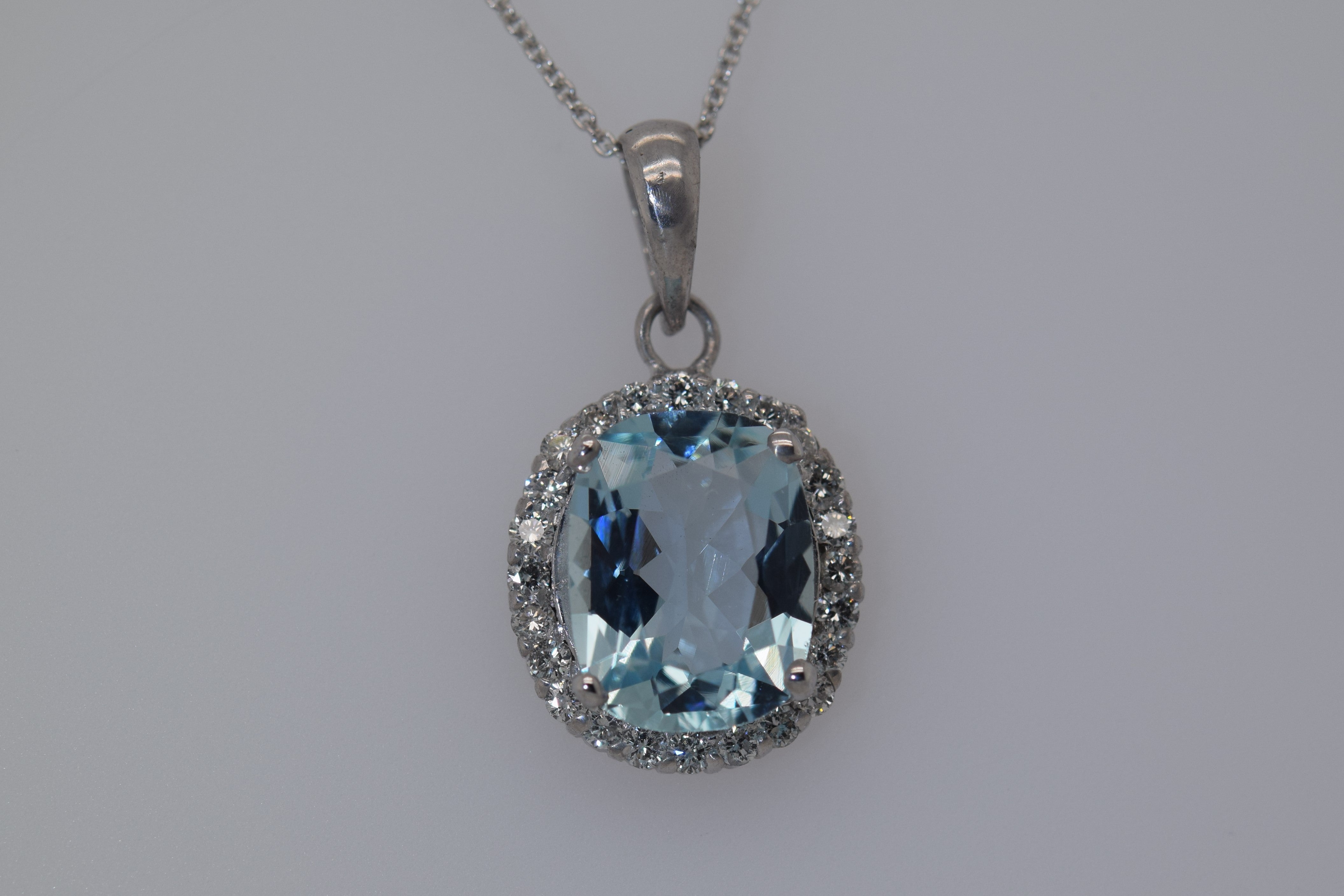 Natural Aquamarine Pendant