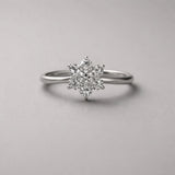 18K White Gold Flower Ring